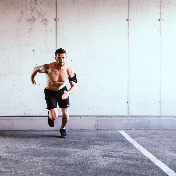 ArmBand_DudeFrontal_5037_720x