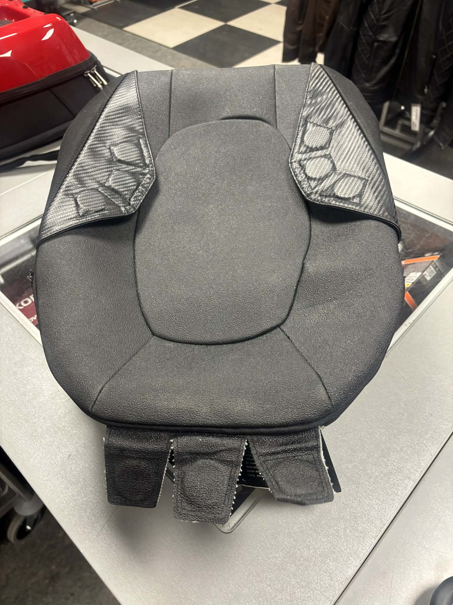 Axio Magnet Tanktaske matt carbon Magnet