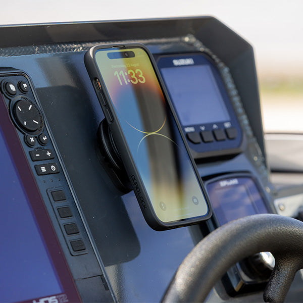 cs0028-360-ccs-hw-wch-iphone_0c7a6496